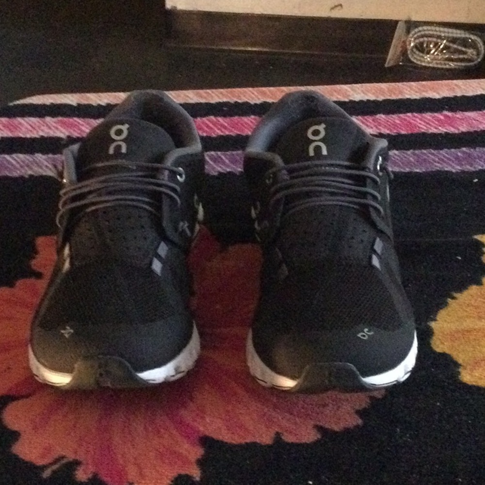 On Running Men's Black Athletic Shoes